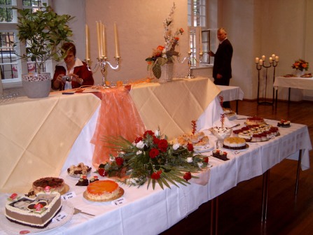 Beispiel einer kleineren Kuchentafel